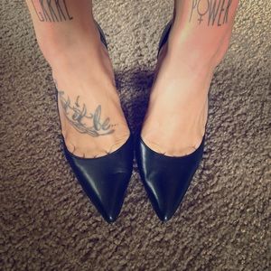 Bleecker & Bond Black Pumps